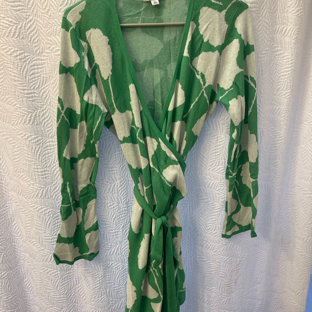 Diane Von Furstenberg Mint and White Knit